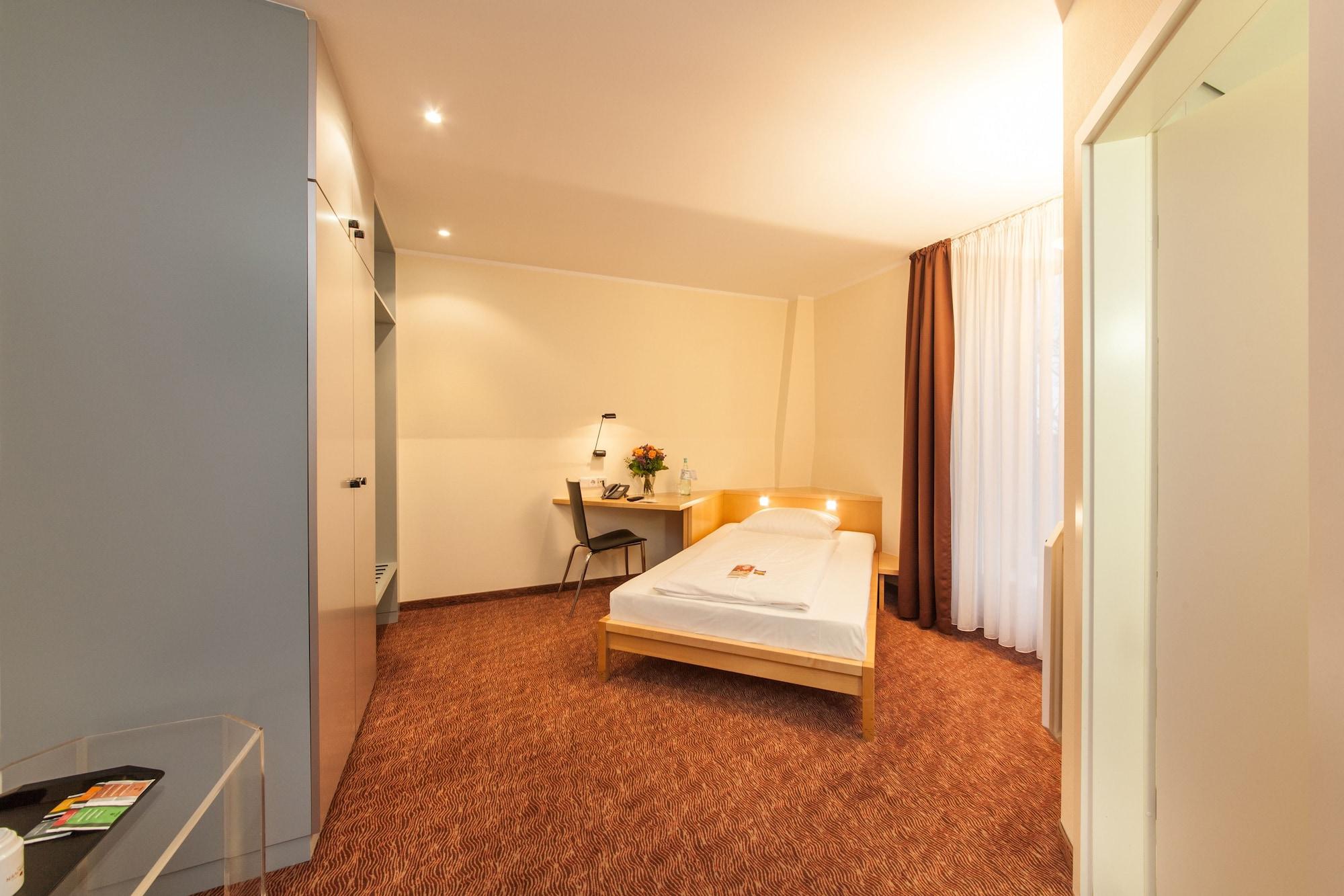 Select Hotel Silence Garden Koeln Zewnętrze zdjęcie