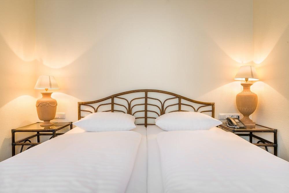 Select Hotel Silence Garden Koeln Zewnętrze zdjęcie