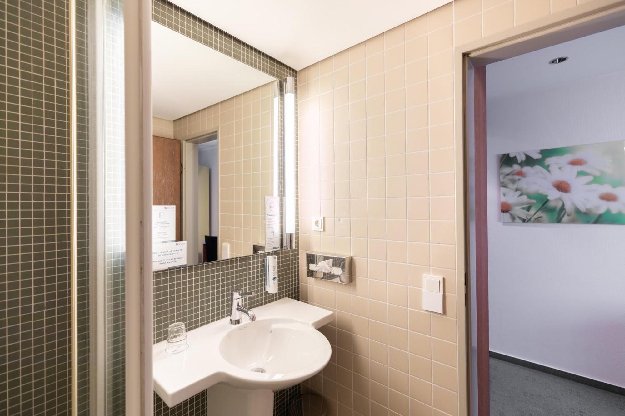 Select Hotel Silence Garden Koeln Zewnętrze zdjęcie