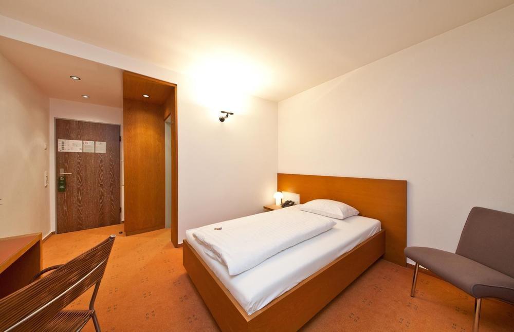 Select Hotel Silence Garden Koeln Zewnętrze zdjęcie